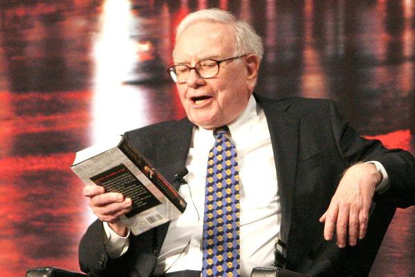 Warren Buffett: Đầu tư như một ông già và ăn uống như một đứa trẻ lên 6